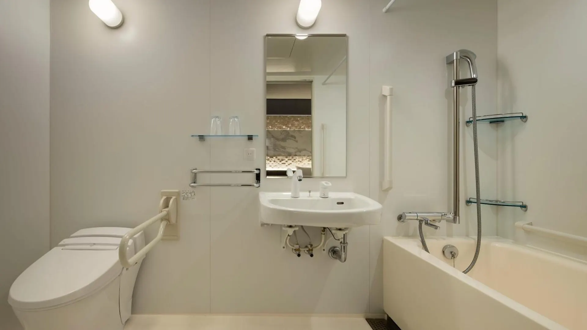 The B Osaka-Shinsekai Hotel